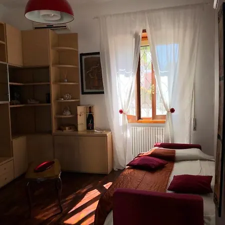 Casa Camilla * Чивитавеккья
